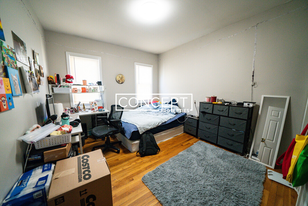 777 Parker St, Unit 3 in Boston, MA - Building Photo