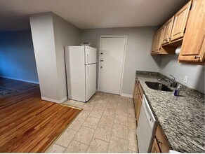 290 Corey Rd, Unit 32 in Boston, MA - Building Photo - Building Photo