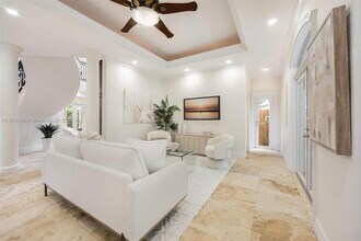 4065 Battersea Rd in Miami, FL - Building Photo - Building Photo