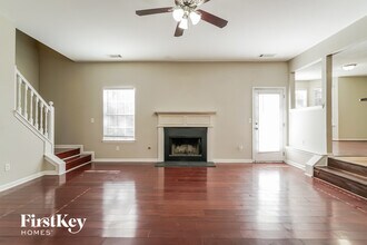 2102 Boulder Gate Dr in Ellenwood, GA - Building Photo - Building Photo