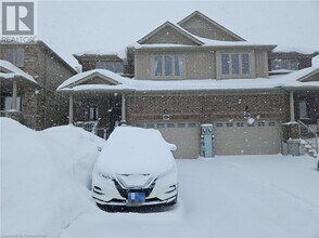 431 Avens St in Waterloo, ON - Building Photo - Building Photo