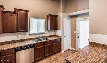 14340 Apache Point Dr in El Paso, TX - Building Photo - Building Photo