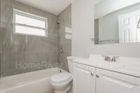 4802 Bonton Dr photo'