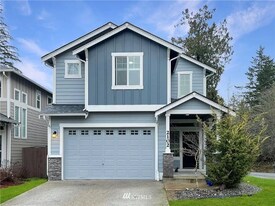 2102 SW Nautical St in Bremerton, WA - Building Photo