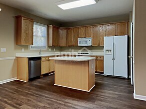 5070 Kingsbridge Pass in Powder Springs, GA - Building Photo - Building Photo
