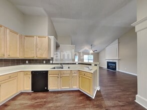 6 Semmelrock Dr in Simpsonville, SC - Building Photo - Building Photo