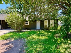 68 Pierce Rd in Texarkana, TX - Building Photo