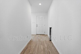 5623 Mountain Point in San Antonio, TX - Building Photo - Building Photo