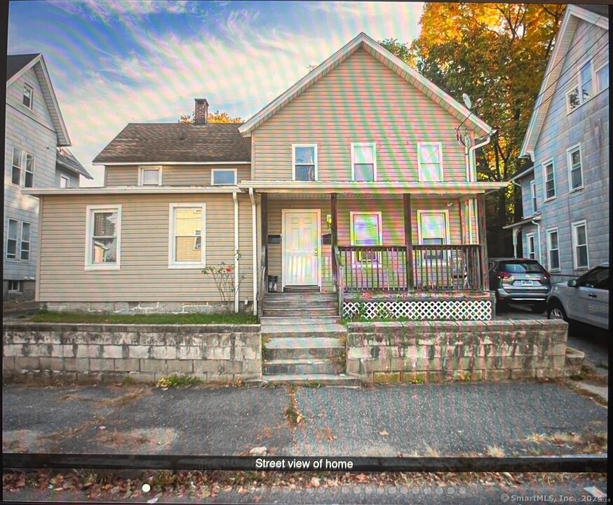 32 Winter St in Ansonia, CT - Building Photo