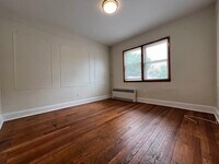 157 W 10th St photo'