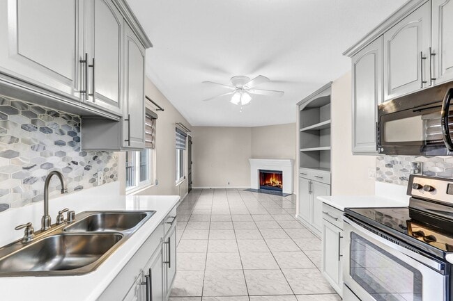 property at 4252 35th St