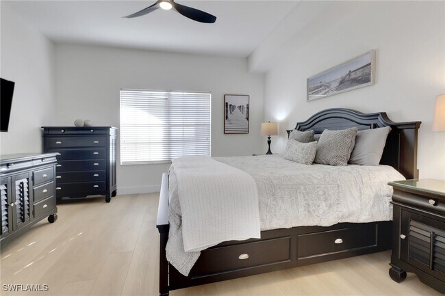 property at 451 Bayfront Pl