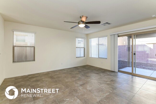 6240 Clackamas Ct in Las Vegas, NV - Building Photo - Building Photo