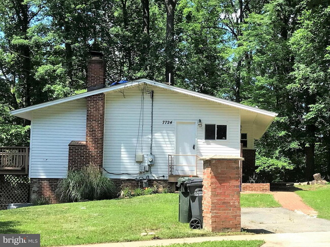 property at 7724 Harwood Pl