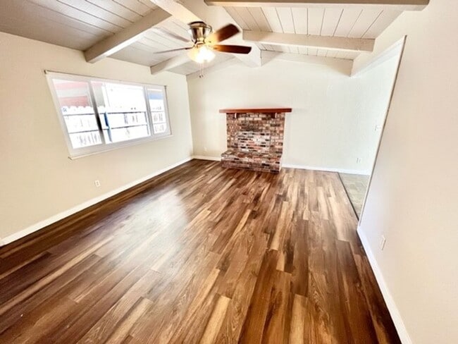 property at 515 Oak St