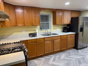 4143 W Roscoe St, Unit Apartment G in Chicago, IL - Building Photo - Building Photo