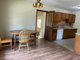 166 Kendall Ave, Unit 1 in Ithaca, NY - Building Photo