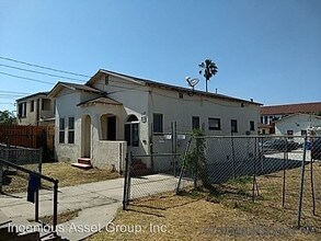 1129 W 109th Pl in Los Angeles, CA - Building Photo - Building Photo