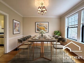 1450 W Byron St, Unit 1 in Chicago, IL - Building Photo - Building Photo