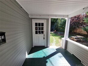 158 Greenwood Ave in Bethel, CT - Building Photo - Building Photo