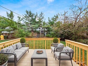 8235-8237 Goldsmith Dr in Reynoldsburg, OH - Building Photo - Building Photo