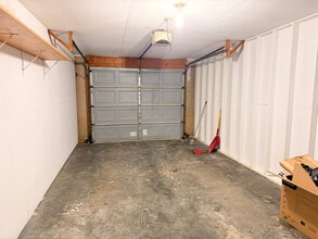 1009 Boxelder Ave in Marshall, MN - Building Photo - Building Photo