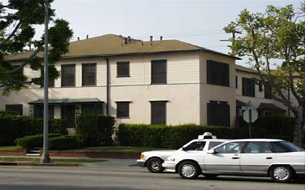 9401 W Olympic Blvd in Beverly Hills, CA - Building Photo - Building Photo