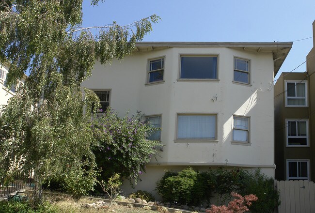 548-550 Glenview Ave in Oakland, CA - Building Photo - Building Photo