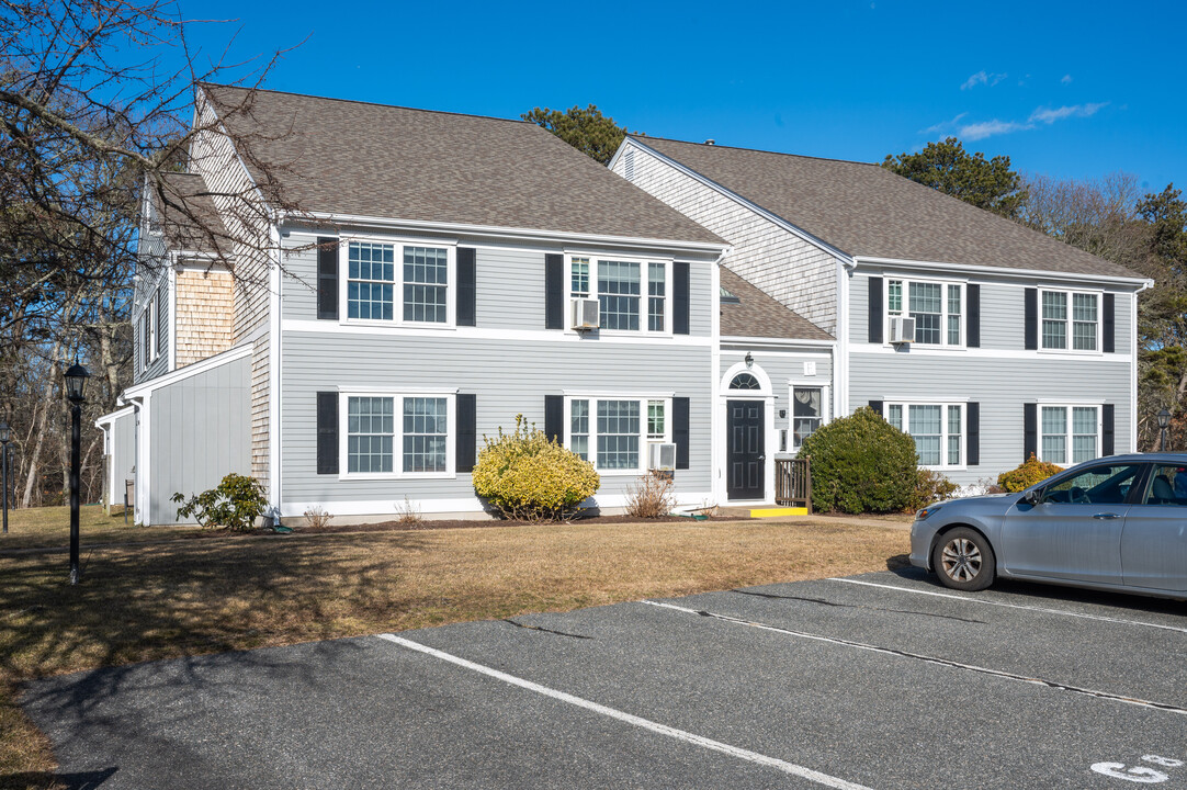 Country Meadows in Harwich, MA - Building Photo