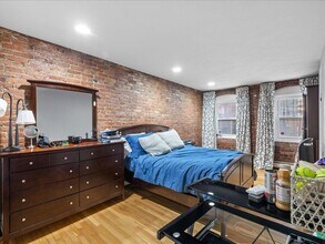 407 Marlborough St, Unit 1 in Boston, MA - Building Photo - Building Photo