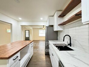 1074 Hill St SE in Atlanta, GA - Building Photo - Building Photo