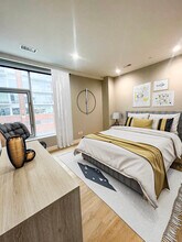 Main Living Apartments in Royal Oak, MI - Foto de edificio - Building Photo