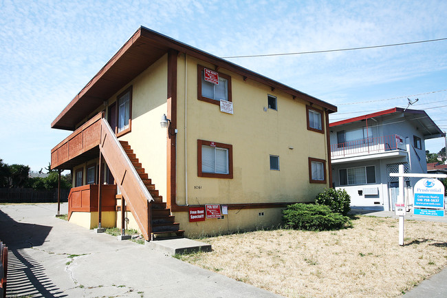 5261 Riverside Ave in San Pablo, CA - Building Photo - Building Photo