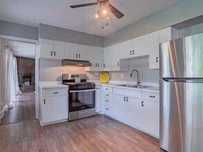 57 Forest Ln in Elk Grove Village, IL - Building Photo - Building Photo