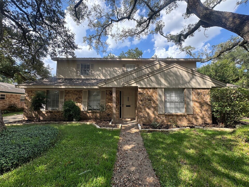 122 Camellia St in Sugar Land, TX - Building Photo