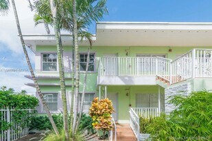 915 8th St in Miami Beach, FL - Building Photo