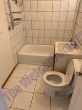 401 Hessel Blvd in Champaign, IL - Building Photo - Building Photo