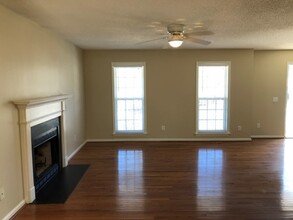 109 Hidden Farm Ln in Holly Springs, NC - Building Photo - Building Photo