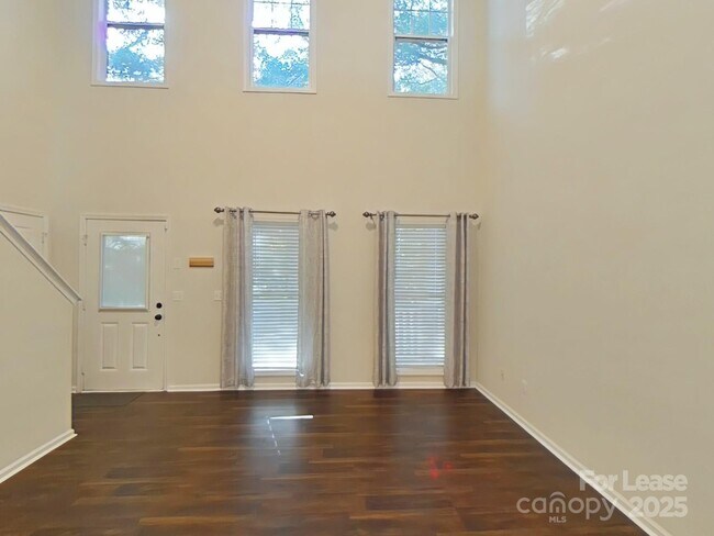 5418 Franklin Springs Cir in Charlotte, NC - Building Photo - Building Photo