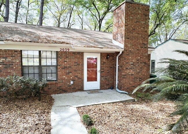 property at 2039 Hanover Ct