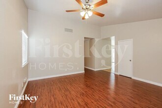 6016 W Monticeto Way in Las Vegas, NV - Building Photo - Building Photo