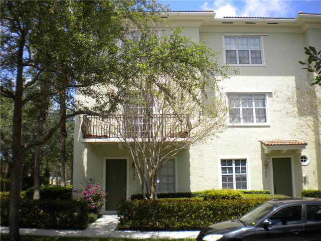 155 W Indian Crossing Cir in Jupiter, FL - Building Photo