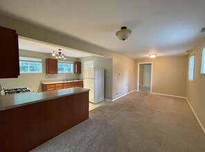 32857 N Alleghany Rd in Grayslake, IL - Building Photo - Building Photo