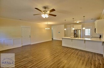 455 Bluff Rd in Jesup, GA - Foto de edificio - Building Photo