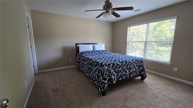 6860 Rocking Horse Ln in Cumming, GA - Building Photo - Building Photo