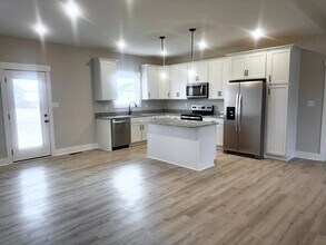 1411 Sagecrest Ct in Bowling Green, KY - Building Photo - Building Photo