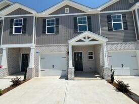 5889 Tyndall Pl in Callaway, FL - Building Photo