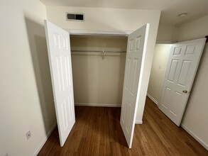 1846 W Master St, Unit 2 in Philadelphia, PA - Foto de edificio - Building Photo