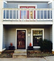 1033 E 57th Pl in Tulsa, OK - Building Photo