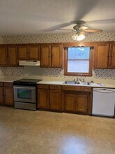 70 Carolina Oaks Dr in Chesnee, SC - Building Photo - Building Photo